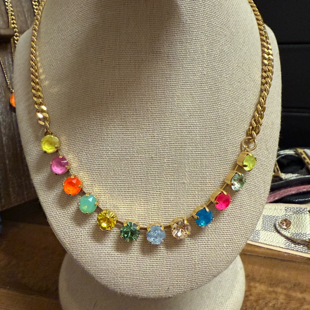 Authentic Tova Mini Oakland necklace in watermelon